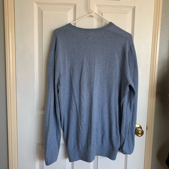 GAP Sweater - Picture 2 of 2